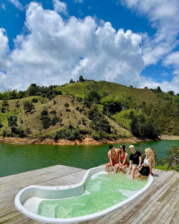 AW Guatape Glamping Resort Bagian luar foto